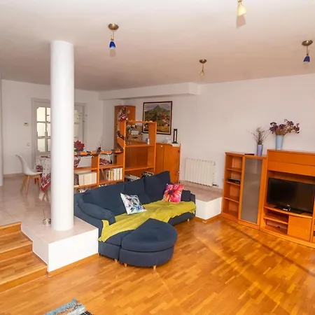 Gran De 4 En Apartment Sitges