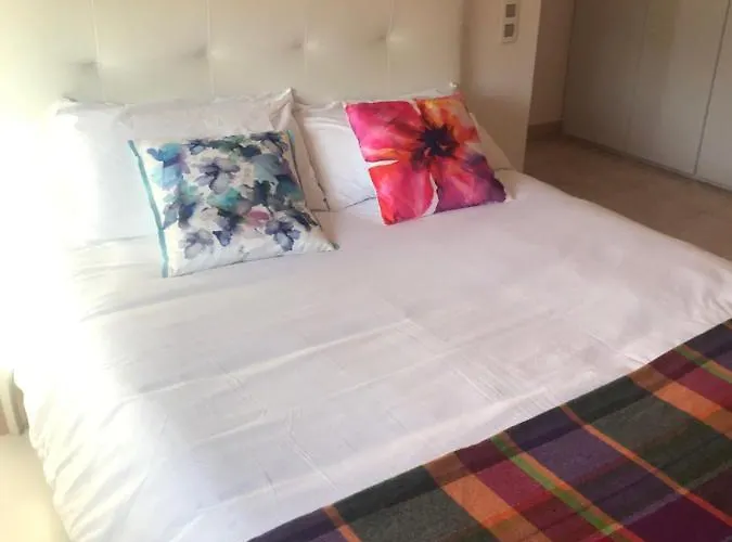 Gran De 4 En Apartamento Sitges